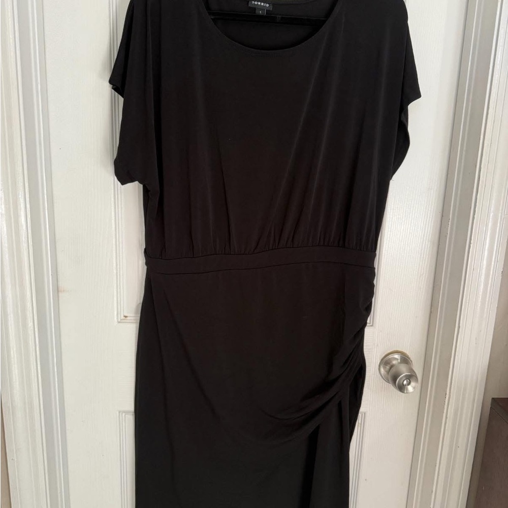 Torrid Black Ruched Sheath Midi Dress